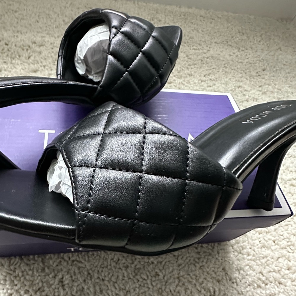 Brand New Top Moda Quilted Mule Heels - Picture 5 of 6